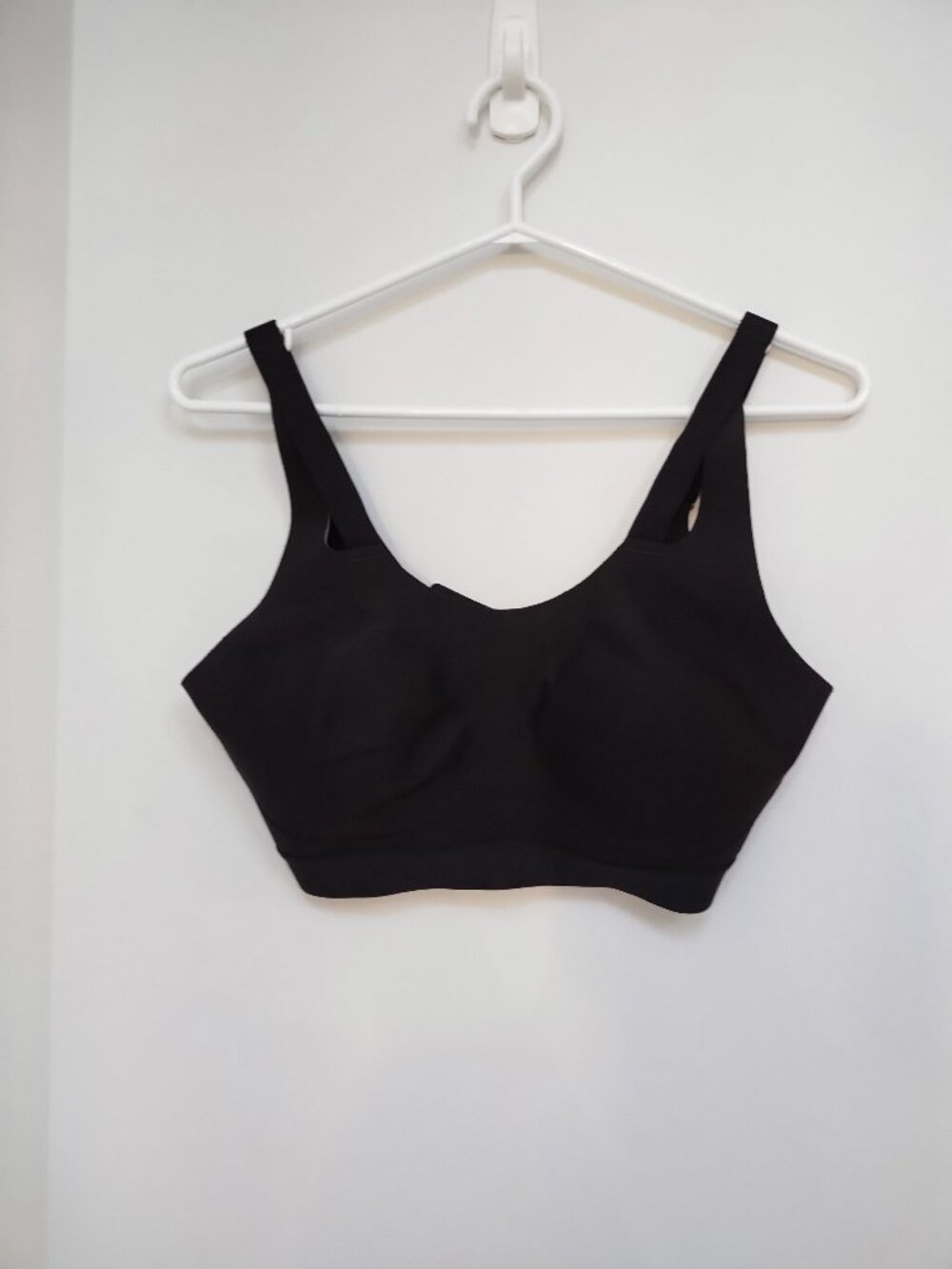 Lulu lemon bra with back clasp